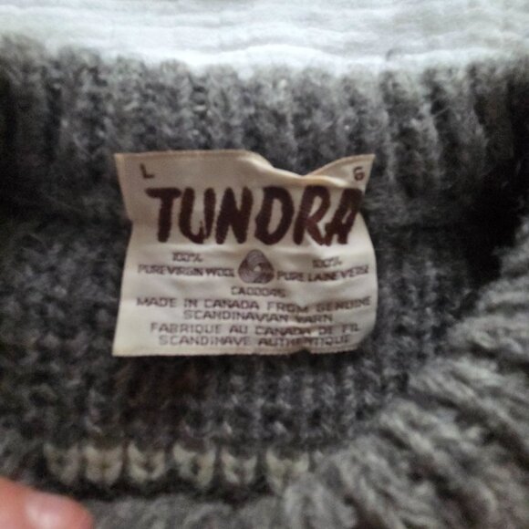 Vintage virgin wool, Tundra sweater. - Picture 4 of 7